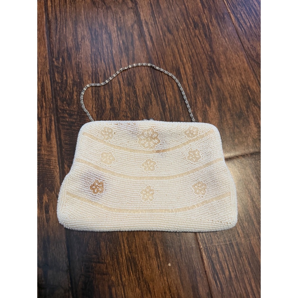 Vintage Made in Japan White Beaded Floral Clutch Evening Bag Silver Chain‎ Strap